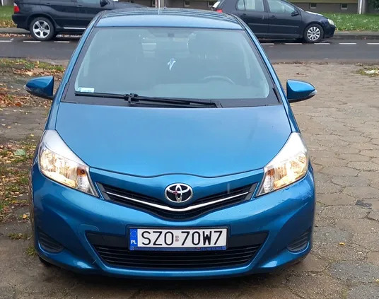 toyota yaris Toyota Yaris cena 22900 przebieg: 124900, rok produkcji 2011 z Żory